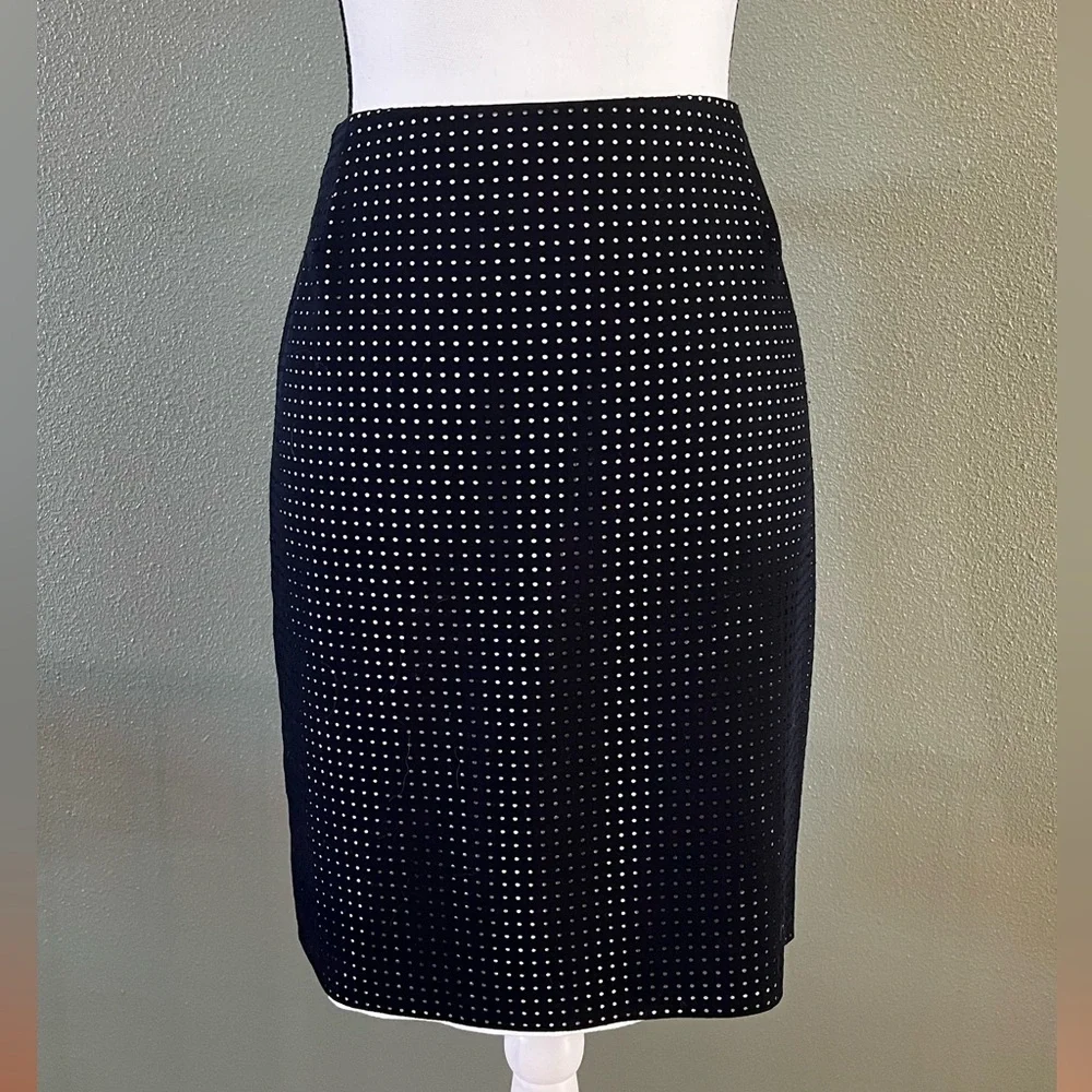 Akris Punto Laser Cut Pencil Skirt